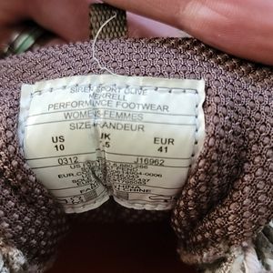 Merrill hiking shoes